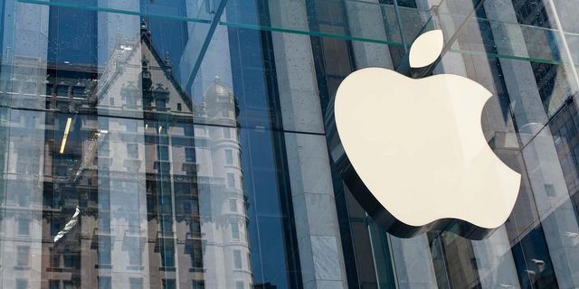 Becoming the Elusive “evergreen” Company – Apple Vs. Walgreens