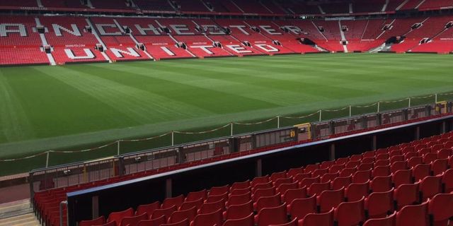 Full throttle infatuation: Manchester United