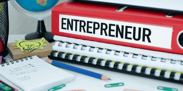 3 Useful Tricks Every Entrepreneur Should Steal from Magicians