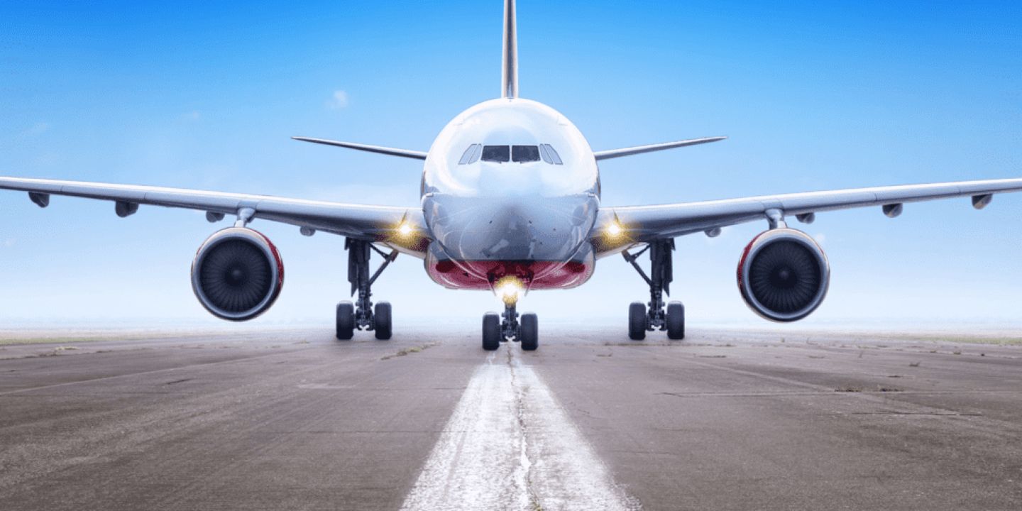 One airline gets it wrong, the other gets it right