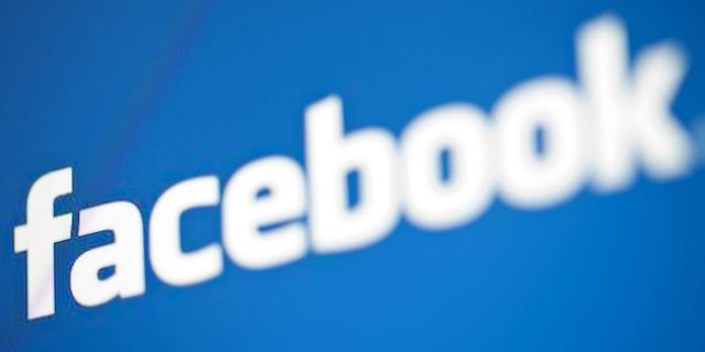 Disrupt to Thrive in 2011 – Model Facebook, Groupon, Twitter