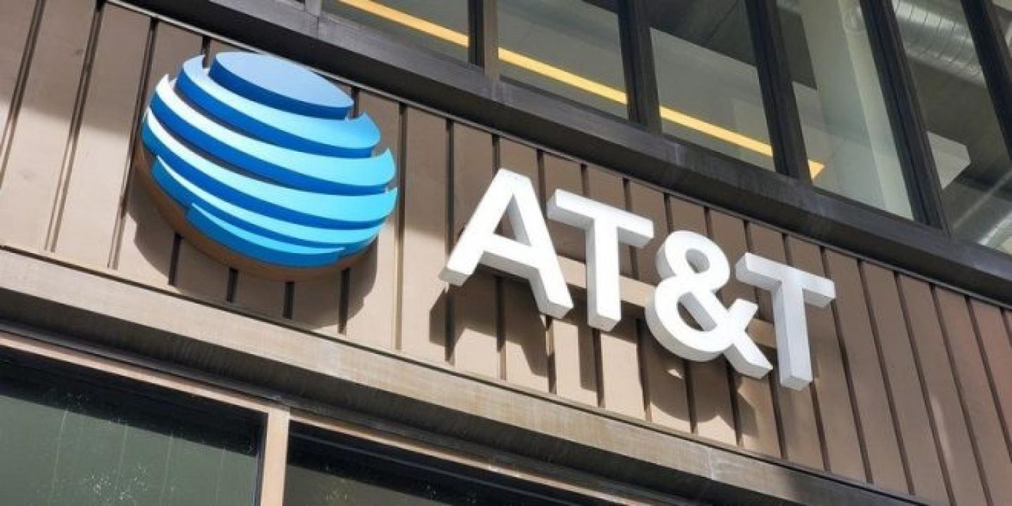 The Myth of “maturity” – at&t and Microsoft