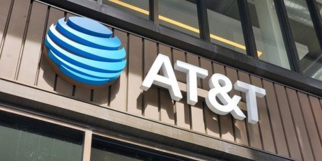 The Myth of “maturity” – at&t and Microsoft