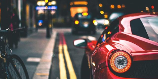 Slingshot: Targeting the intersection between car and motorcycle