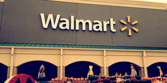The Waltons Are Cashing Out of Walmart - And You Should Be, Too