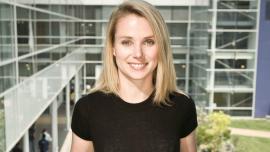 Why Yahoo Investors Should Worry About Marissa Mayer